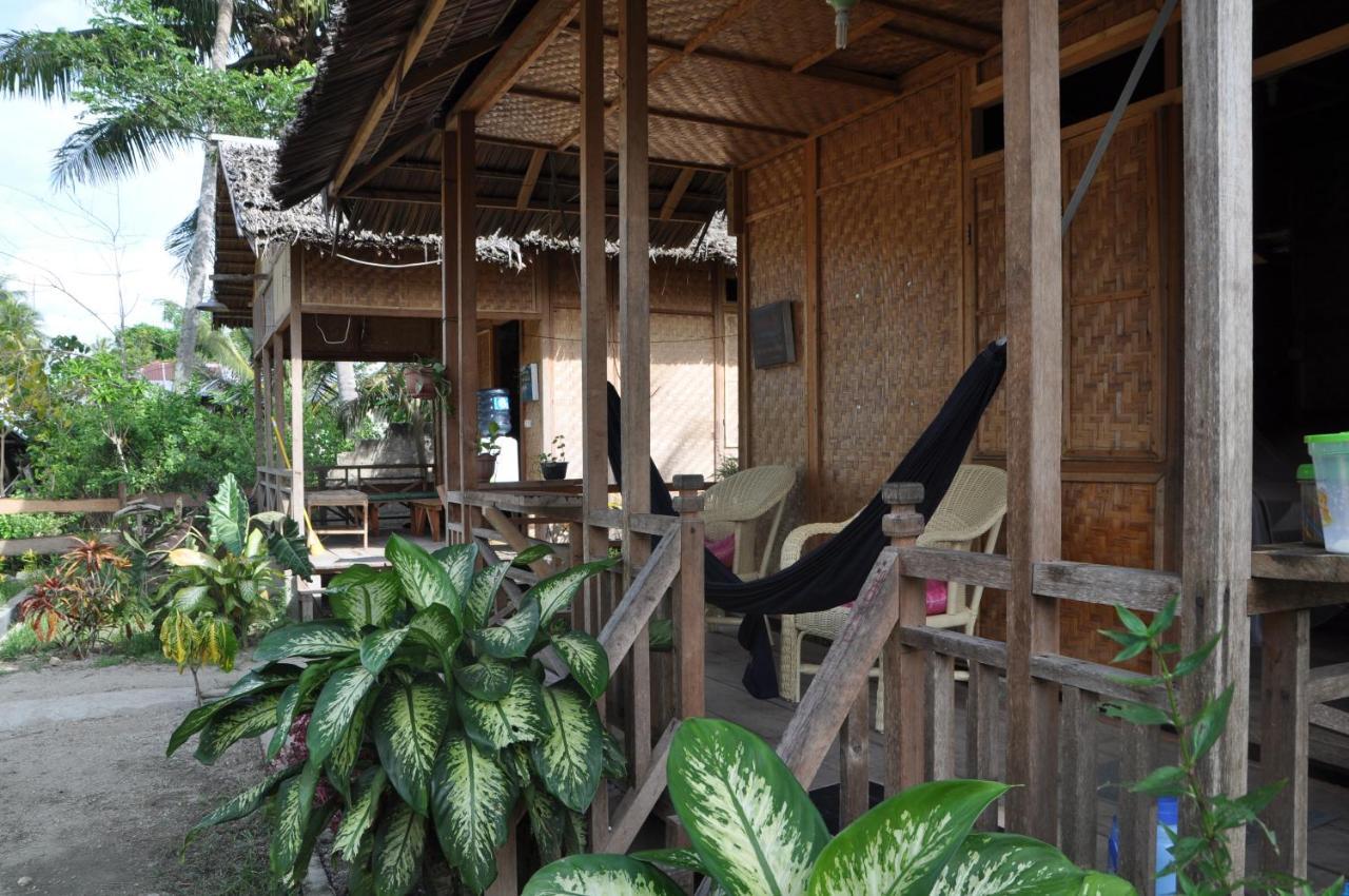 Sunset Homestay By Harry & Mimin Telaga Bagian luar foto