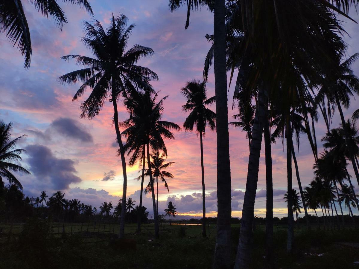 Sunset Homestay By Harry & Mimin Telaga Bagian luar foto