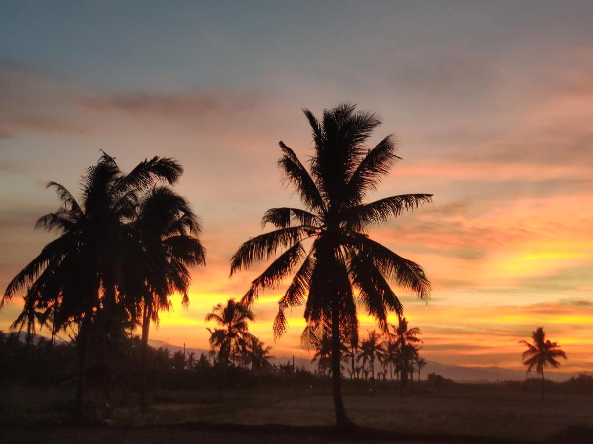 Sunset Homestay By Harry & Mimin Telaga Bagian luar foto